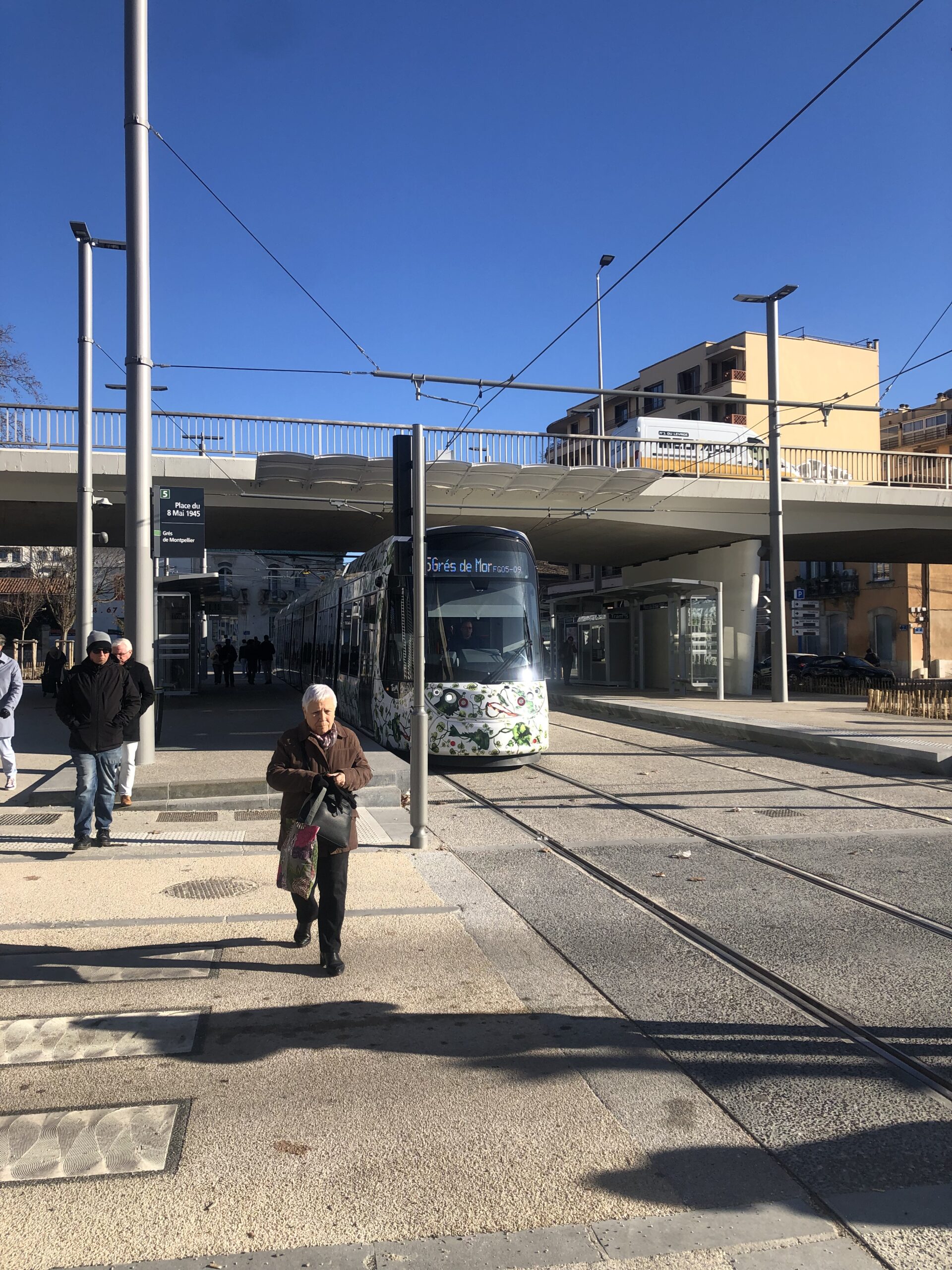 Tram ligne 5 montpellier, arrêt place du 8 mai